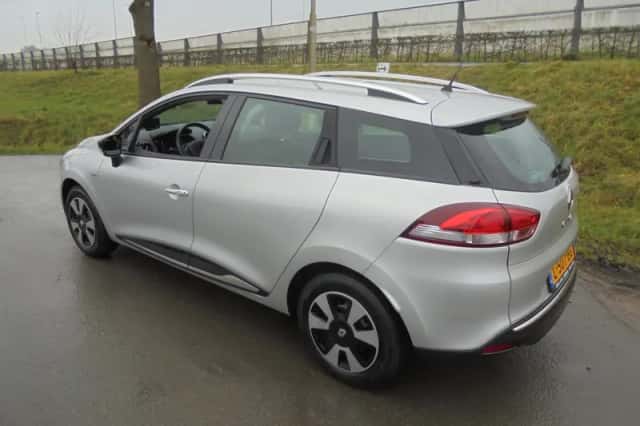 Renault Clio (2019) thumbnail 2