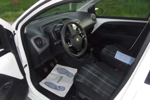 Peugeot 108 (2019) thumbnail 5