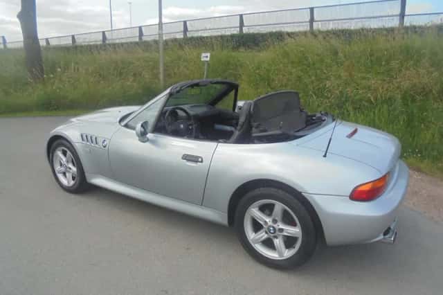 BMW Z3 (1996) thumbnail 2