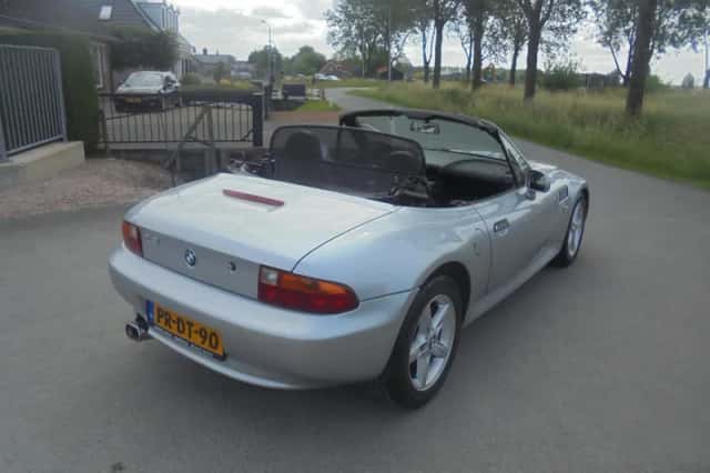 BMW Z3 (1996) thumbnail 3