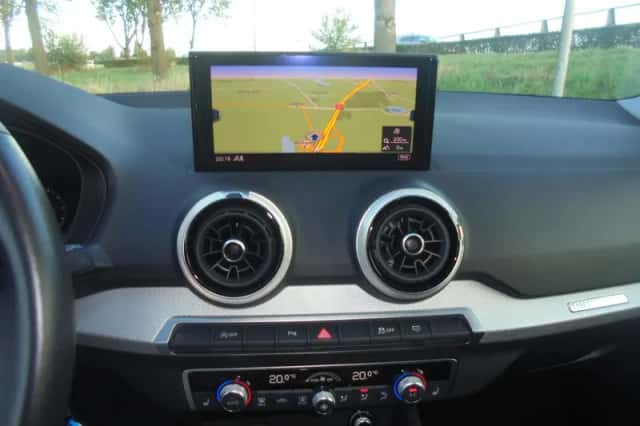 Audi Q2 (2021) thumbnail 6