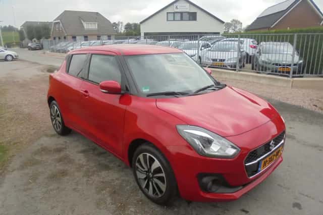 Suzuki Swift (2020) thumbnail 4