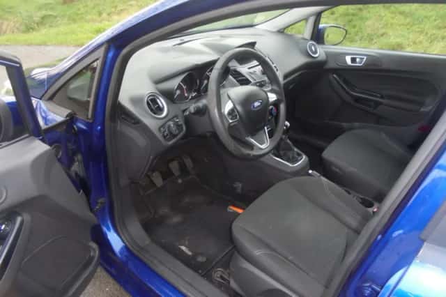 Ford Fiesta (2014) thumbnail 5