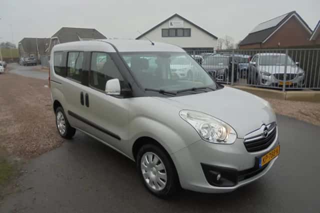 Opel Combo Tour (2016) thumbnail 4