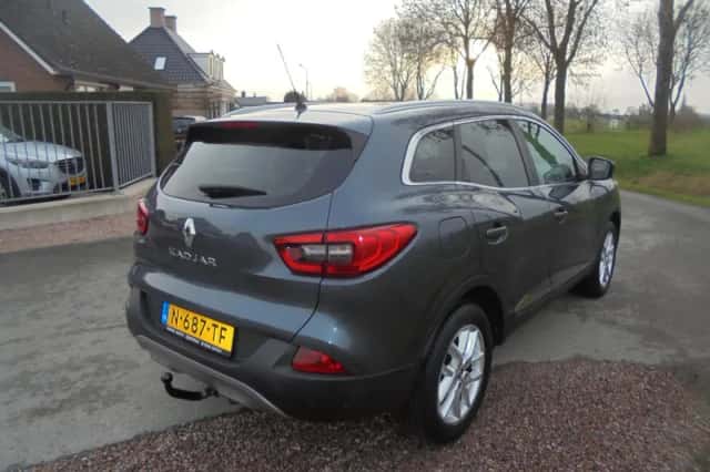 Renault Kadjar (2016) thumbnail 3