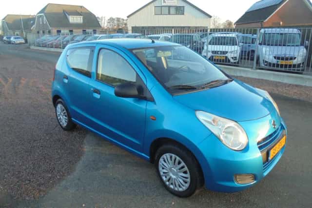 Suzuki Alto (2009) thumbnail 4