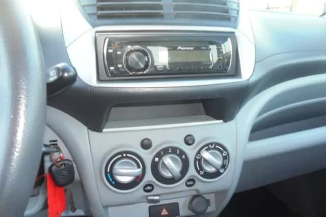 Suzuki Alto (2009) thumbnail 6