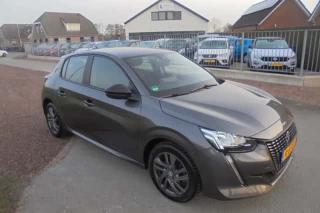 Peugeot 208 (2022) thumbnail 4