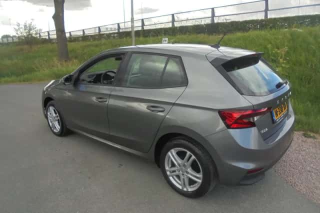 Škoda Fabia (2022) thumbnail 2
