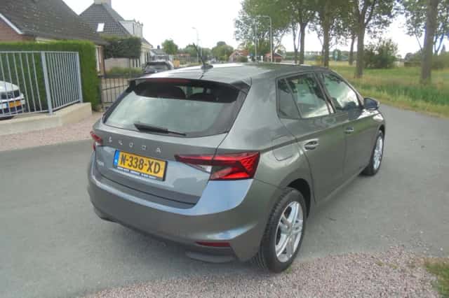 Škoda Fabia (2022) thumbnail 3