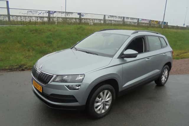 Škoda Karoq (2021) thumbnail 1
