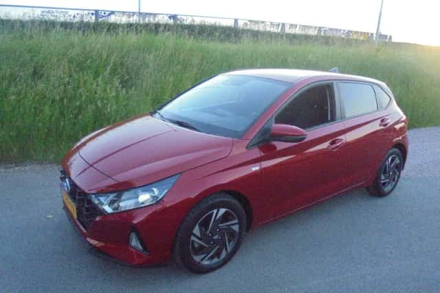 Hyundai i20 (2021) thumbnail 1