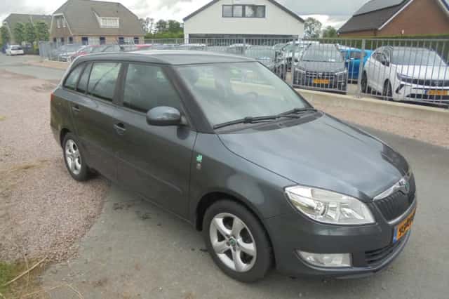 Škoda Fabia (2011) thumbnail 4