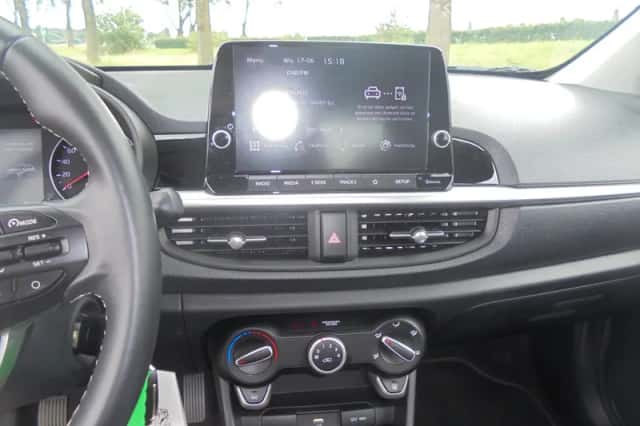 Kia Picanto (2023) thumbnail 6