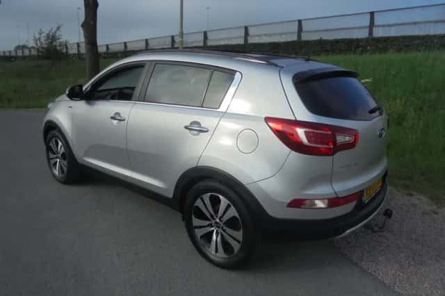 Kia Sportage (2012) thumbnail 2