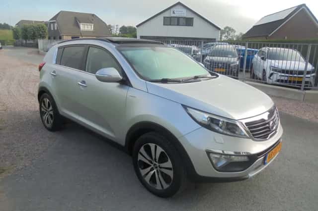 Kia Sportage (2012) thumbnail 4