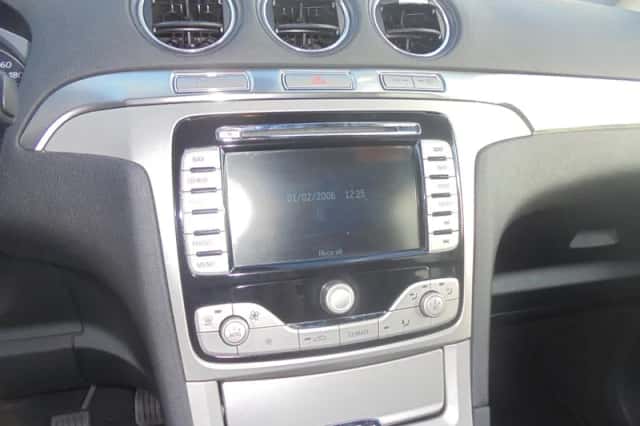 Ford S-Max (2010) thumbnail 6