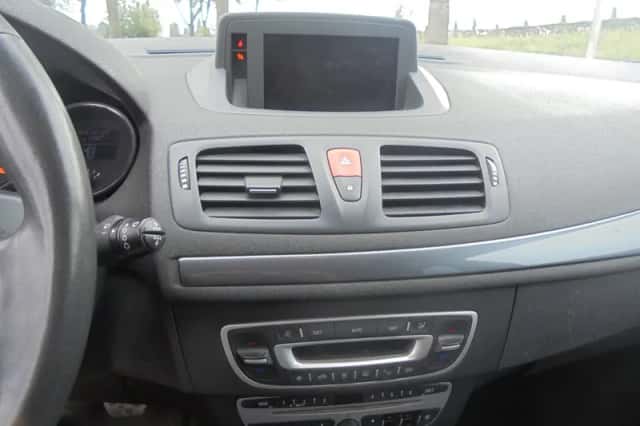 Renault Mégane (2011) thumbnail 6