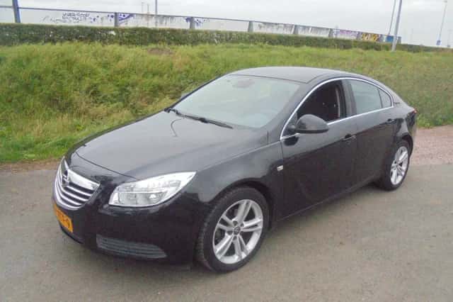 Opel Insignia (2010) thumbnail 1
