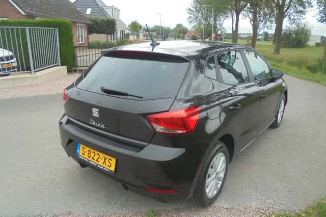 SEAT Ibiza (2023) thumbnail 3