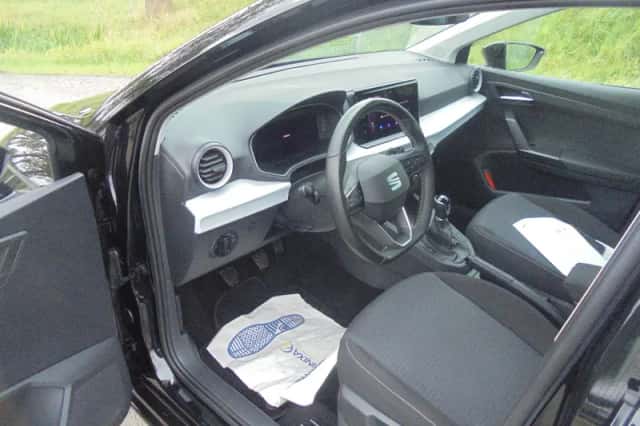 SEAT Ibiza (2023) thumbnail 5