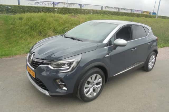 Renault Captur (2020) thumbnail 1
