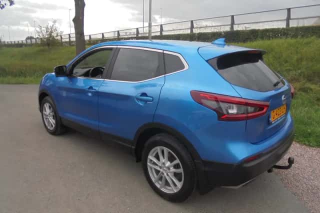 Nissan Qashqai (2017) thumbnail 2