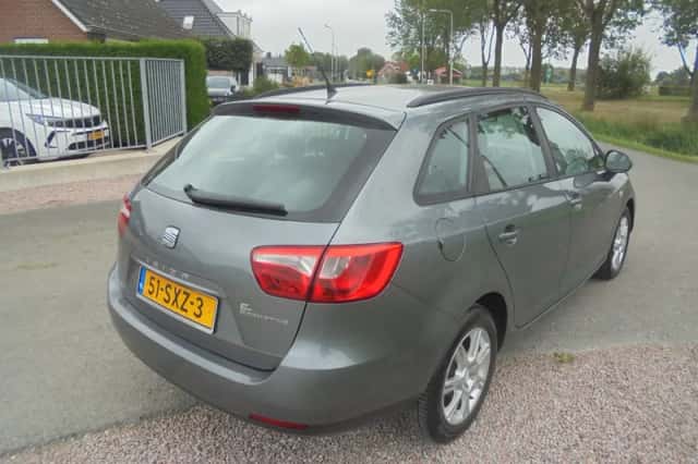 SEAT Ibiza (2012) thumbnail 3