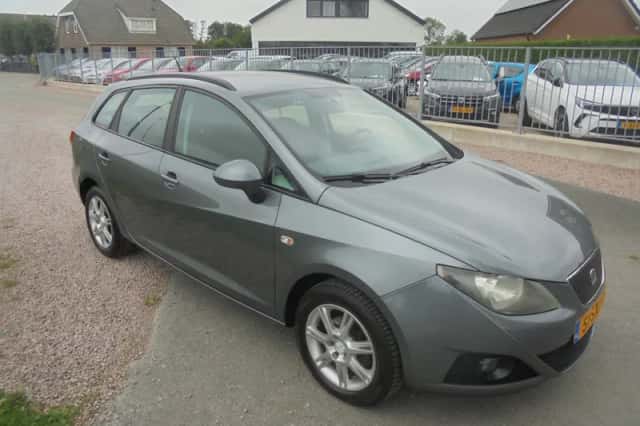 SEAT Ibiza (2012) thumbnail 4