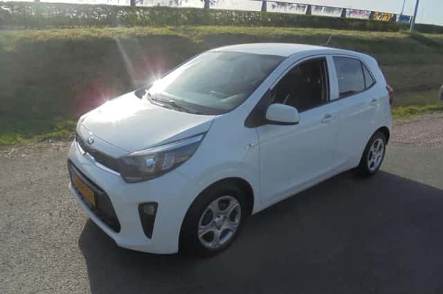 Kia Picanto (2021) thumbnail 1