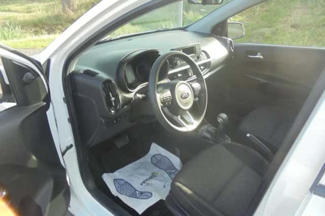 Kia Picanto (2021) thumbnail 5