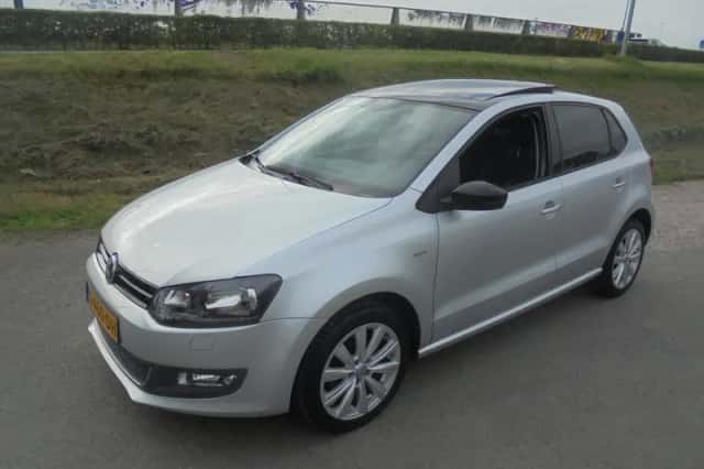 Volkswagen Polo (2012) thumbnail 1
