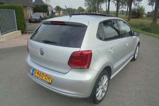 Volkswagen Polo (2012) thumbnail 3