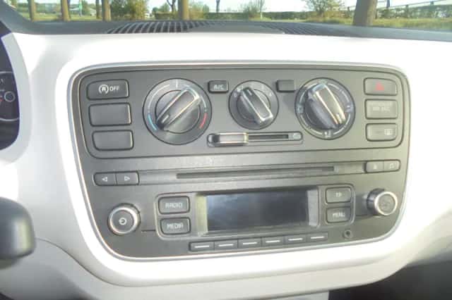 SEAT Mii (2013) thumbnail 6