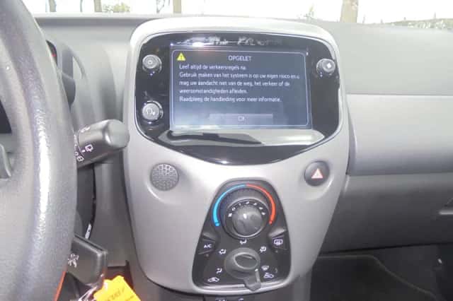 Peugeot 108 (2019) thumbnail 6