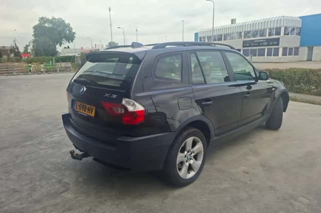 BMW X3 (2003) thumbnail 4