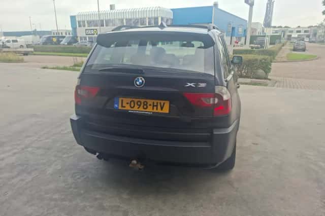 BMW X3 (2003) thumbnail 5
