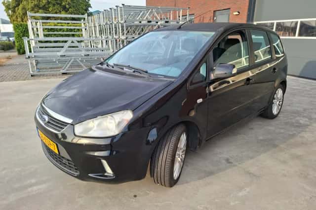 Ford C-Max (2010) thumbnail 3
