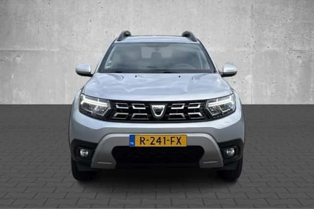 Dacia Duster (2022) thumbnail 4