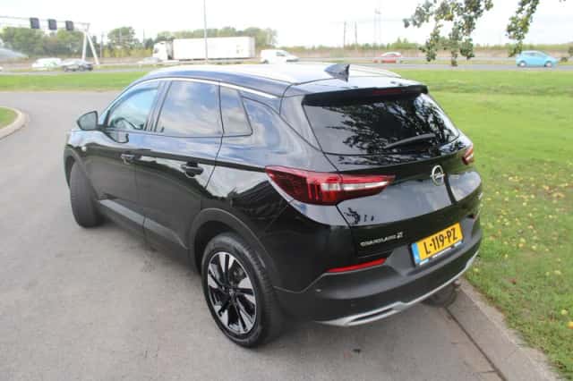 Opel Grandland (2018) thumbnail 6