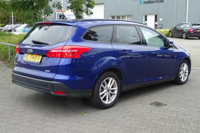 Ford Focus (2018) thumbnail 2