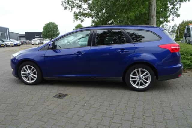 Ford Focus (2018) thumbnail 5