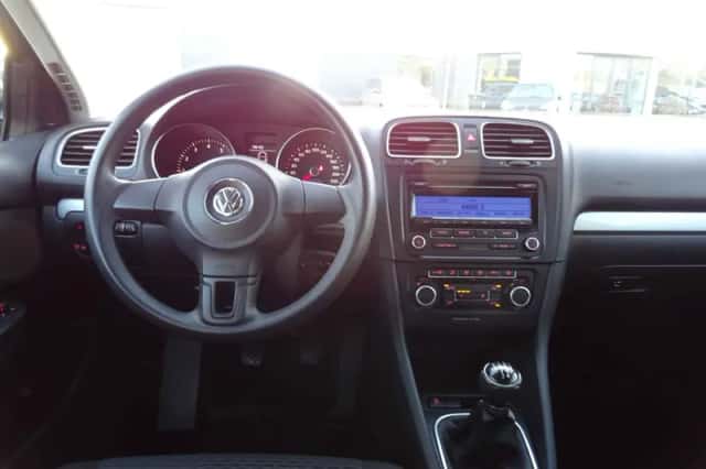 Volkswagen Golf (2010) thumbnail 6