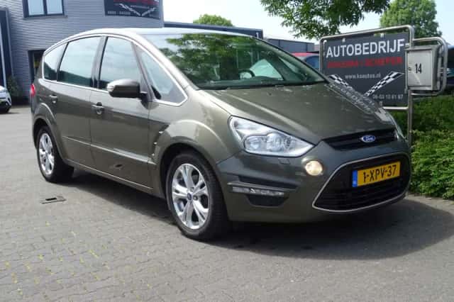 Ford S-Max (2014) thumbnail 1