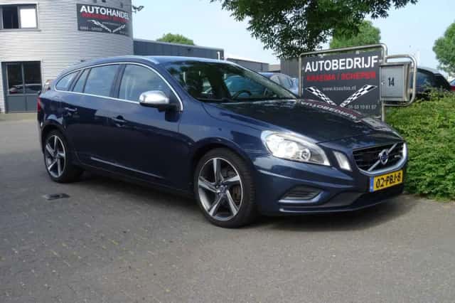 Volvo V60 (2011) thumbnail 1