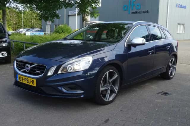Volvo V60 (2011) thumbnail 5