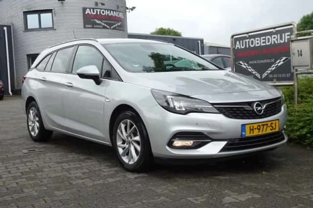 Opel Astra (2020) thumbnail 1