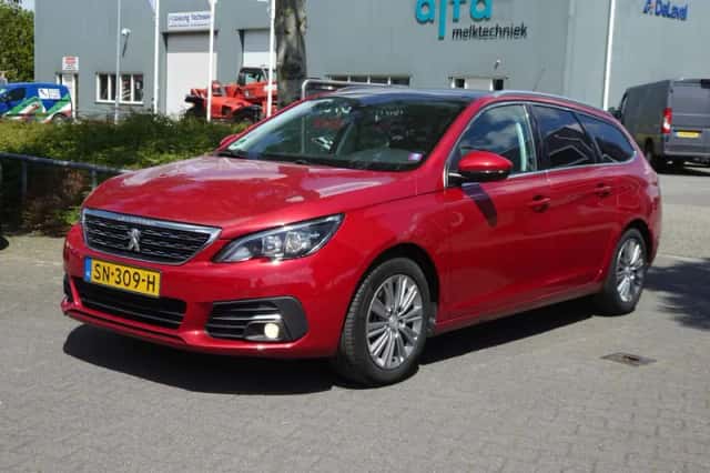 Peugeot 308 (2018) thumbnail 4