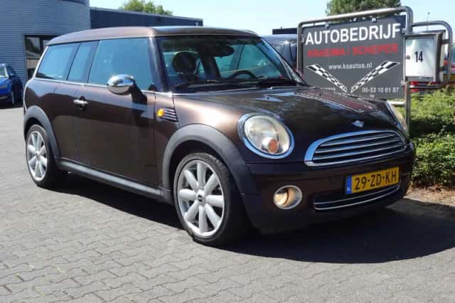MINI Clubman (2008) thumbnail 1