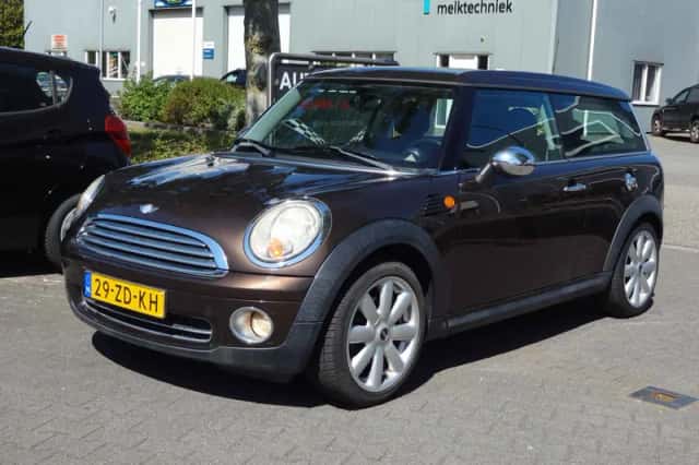 MINI Clubman (2008) thumbnail 4